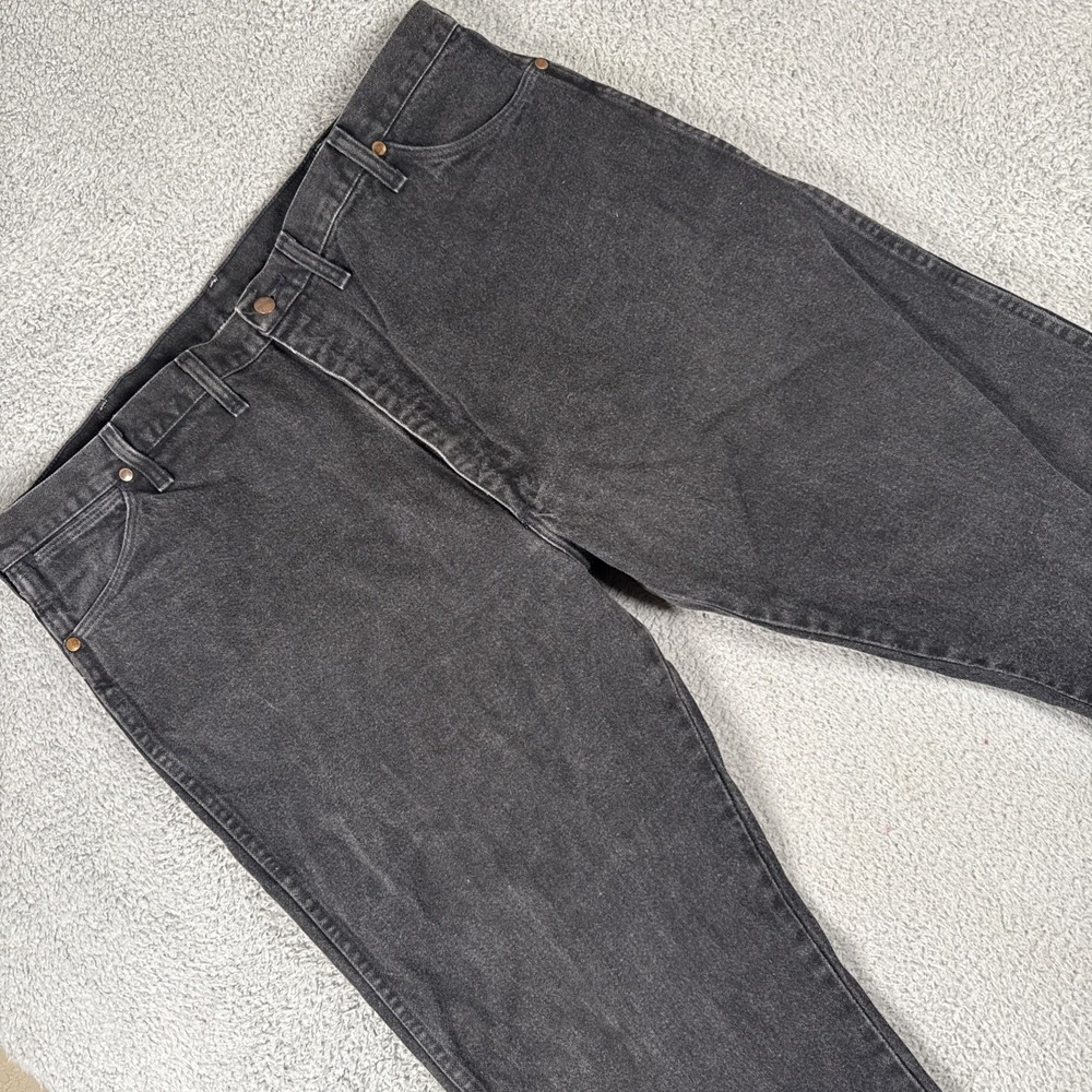 Vintage Wrangler 13mwz Jeans Mens 44x34 Black Made in USA Cowboy Cut Western